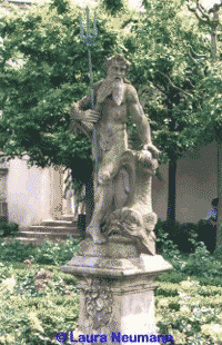 Neptun im Rosengarten